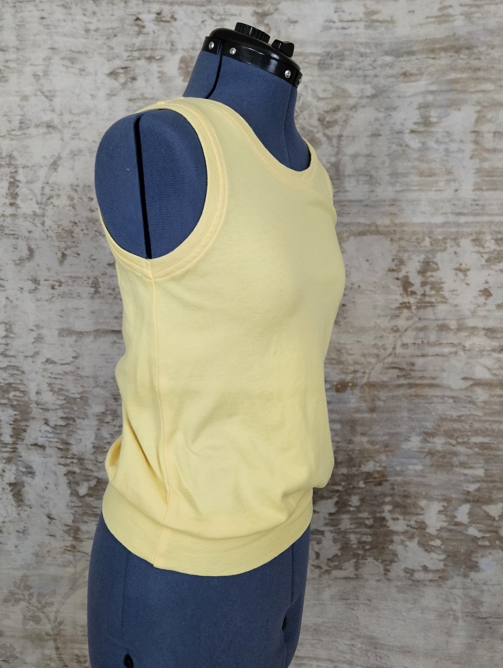 1980s Workout Tank Top Vintage Yellow Gym Sleeveless Shirt VTG 80s Small - Picture 8 of 9